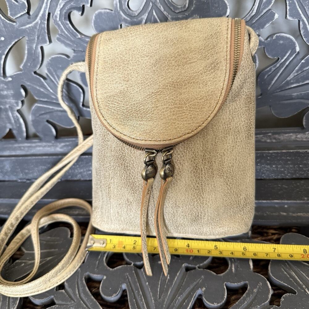 HOBO Fern Crossbody Gold Leaf Metallic Leather Purse Vanilla Girl - Picture 10 of 13